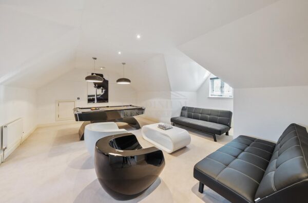 Cherry Tree Way, Stanmore