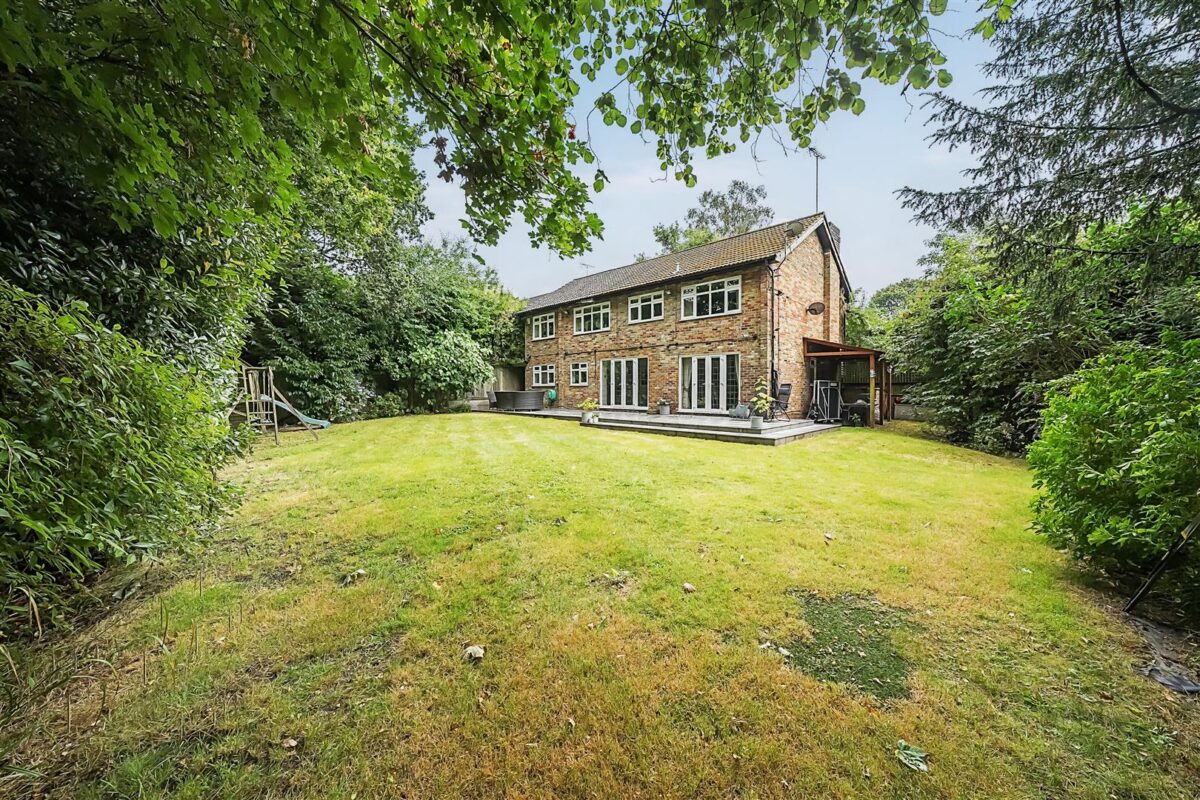 Florida Close, Bushey Heath