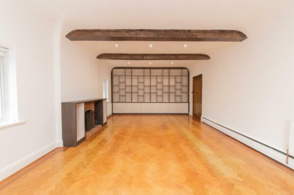 Canons Drive, Edgware