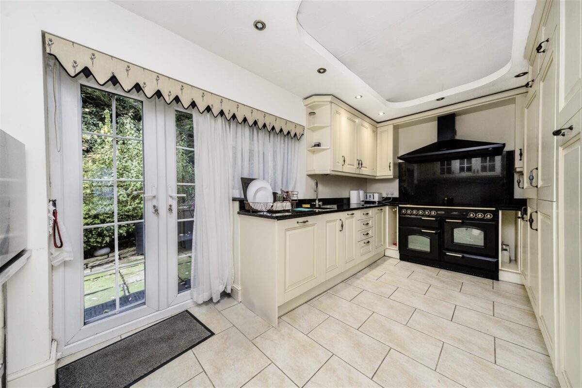 Fallowfield, Stanmore