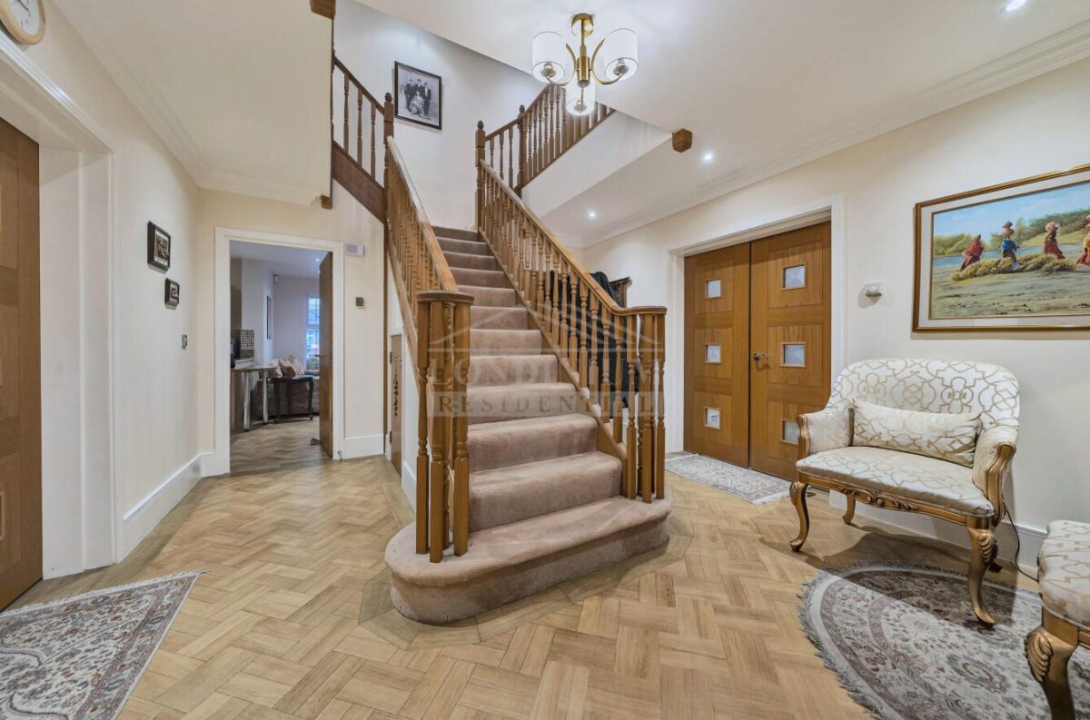 Cleopatra Close, Stanmore