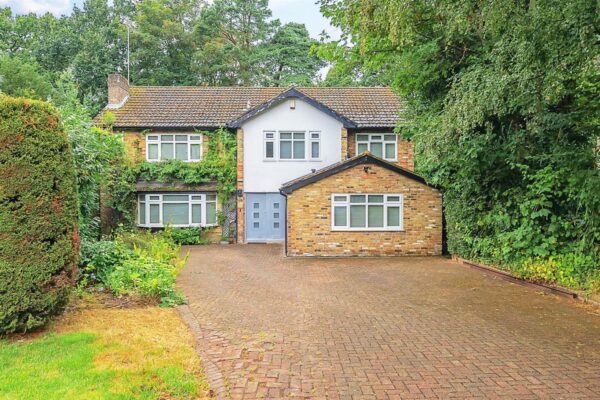 Florida Close, Bushey Heath
