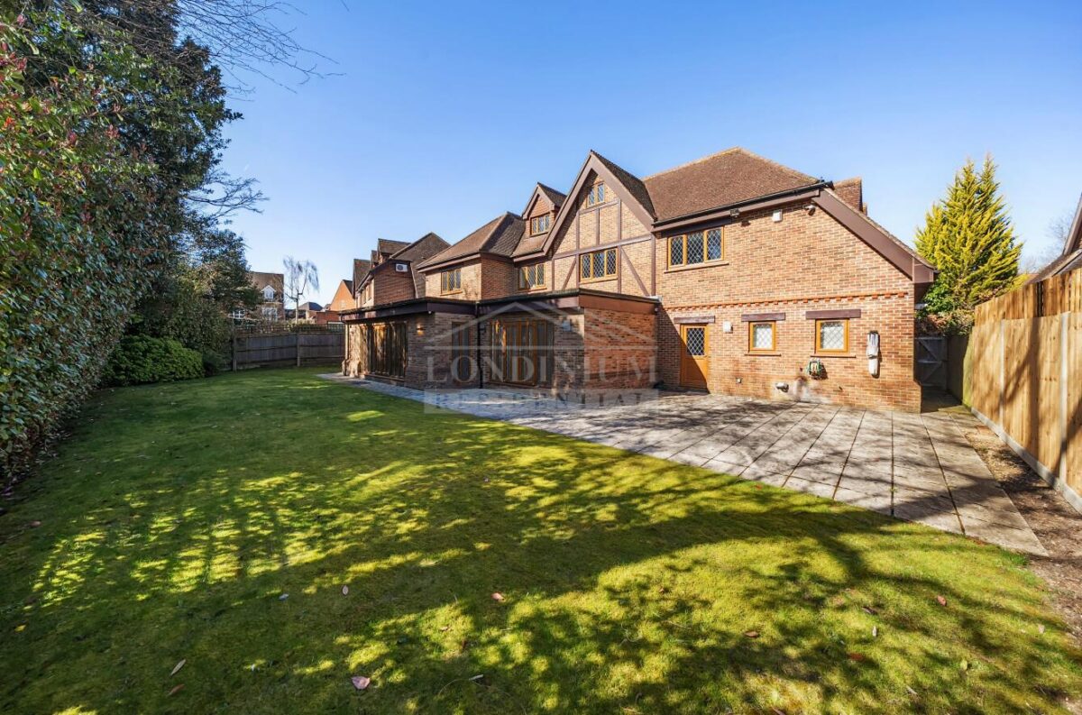 Cherry Tree Way, Stanmore