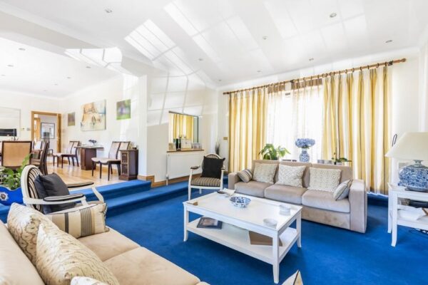 Fallowfield, Stanmore