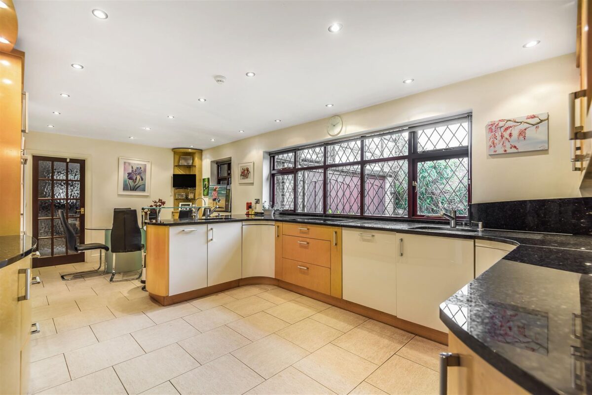 Hamlyn Close, Edgware