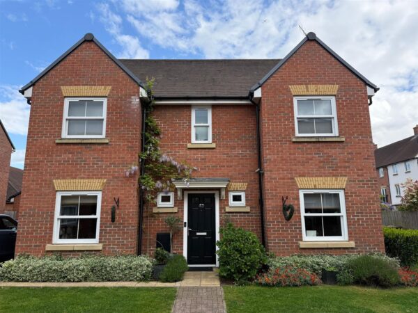 Wright Close, Bushey