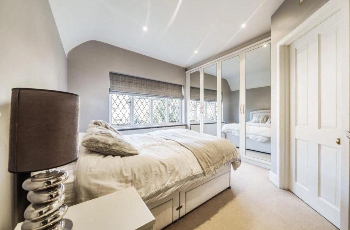 Cavendish Drive, Edgware