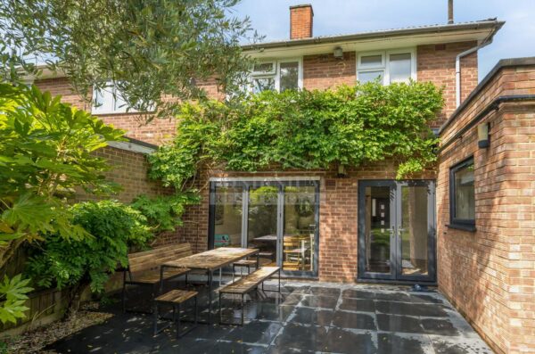 Honister Gardens, Stanmore