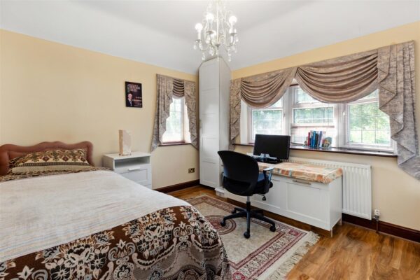 Bellfield Avenue, Harrow