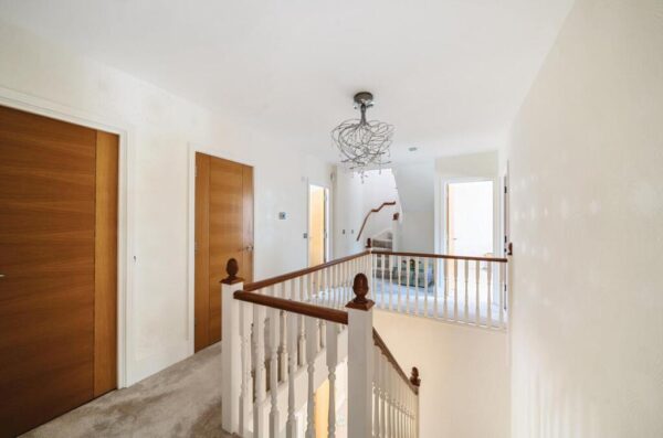 Augustus Close, Stanmore