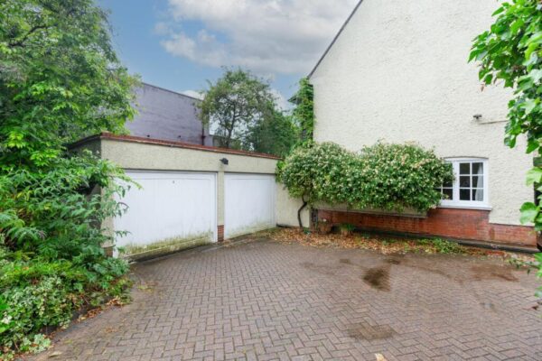 Stanmore Hill, Stanmore
