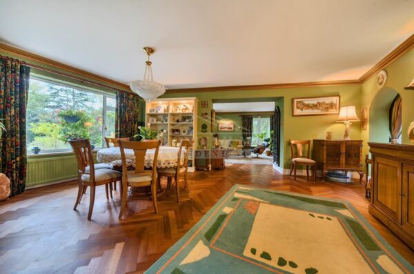 Spring Lake, Stanmore