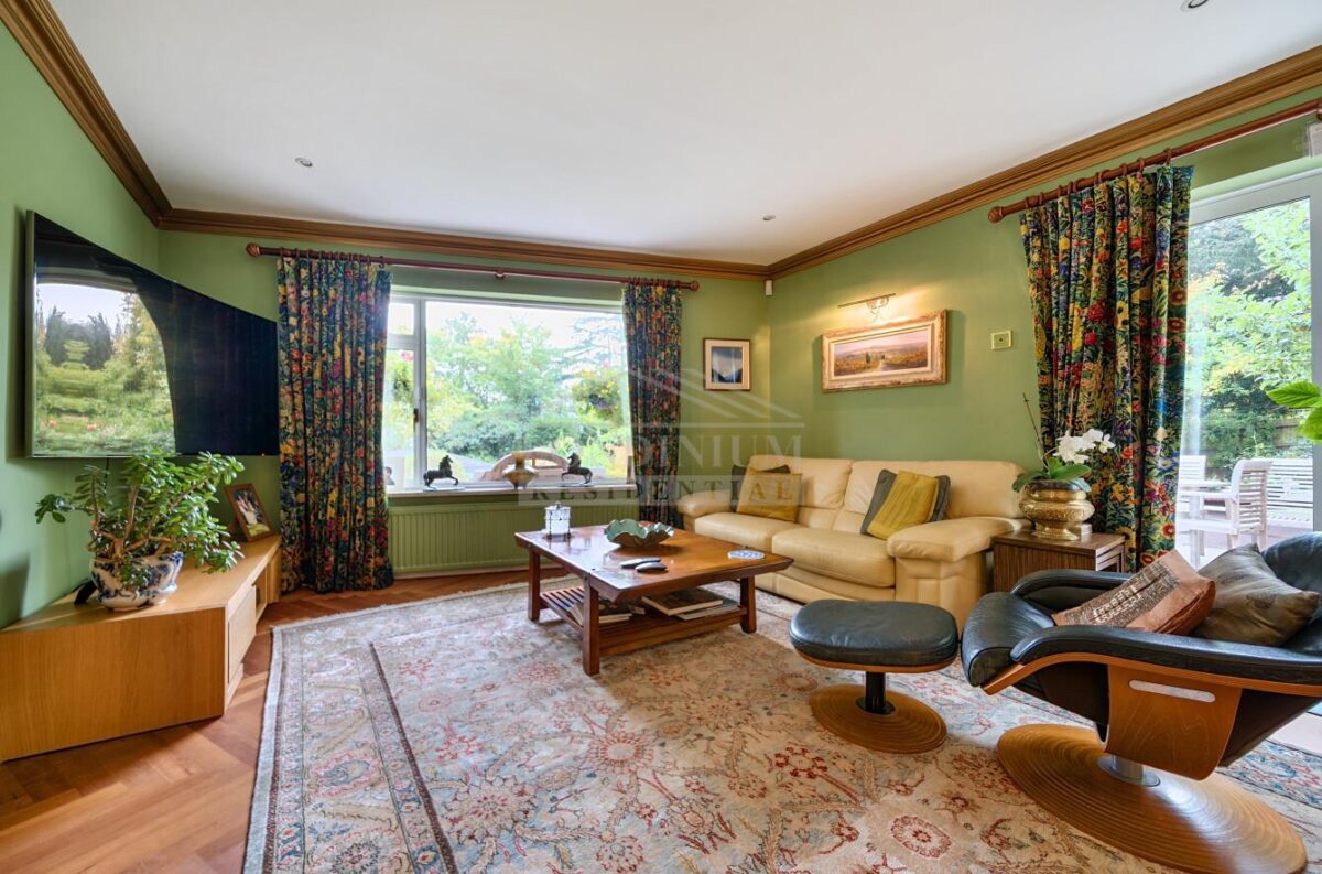 Spring Lake, Stanmore