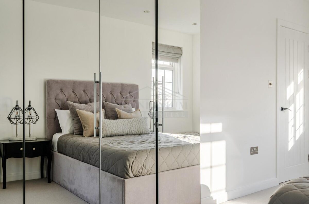 Highland Road, Northwood