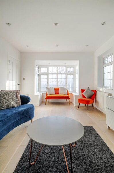 Highland Road, Northwood