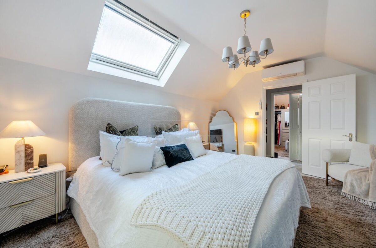 16A, Kimble Crescent,, Bushey