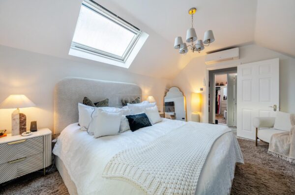 16A, Kimble Crescent,, Bushey