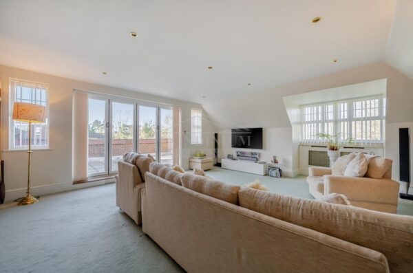 Uxbridge Road, Stanmore