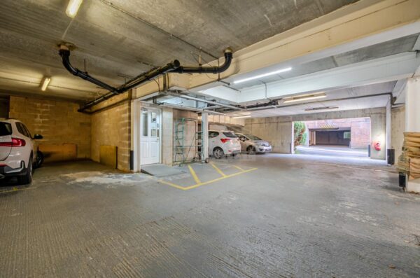 Uxbridge Road, Stanmore