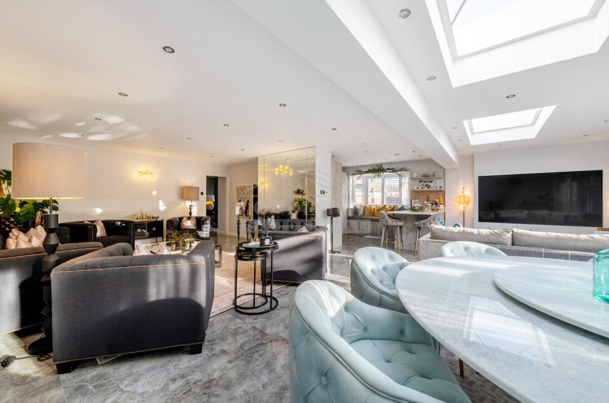 16A, Kimble Crescent,, Bushey