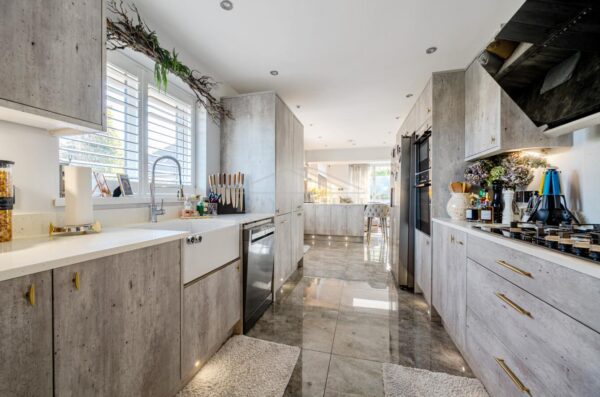 16A, Kimble Crescent,, Bushey