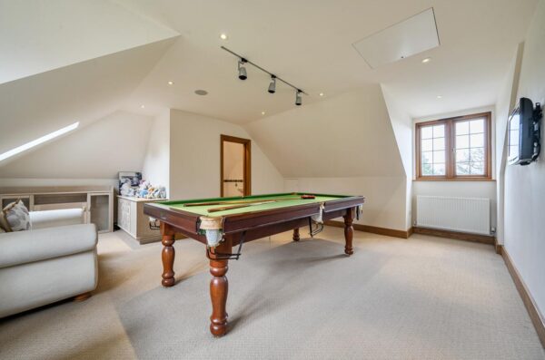 Prowse Avenue, Bushey Heath, Bushey