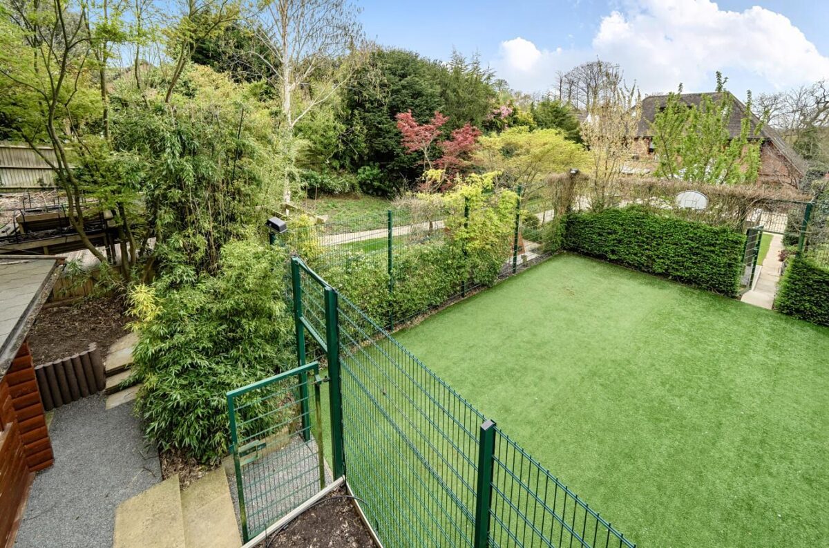 Prowse Avenue, Bushey Heath, Bushey