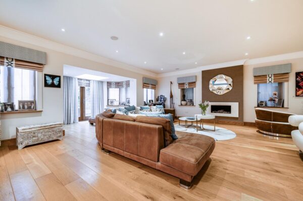 Prowse Avenue, Bushey Heath, Bushey