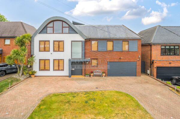 Reenglass Road, Stanmore
