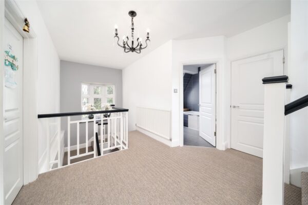 Canons Drive, Edgware