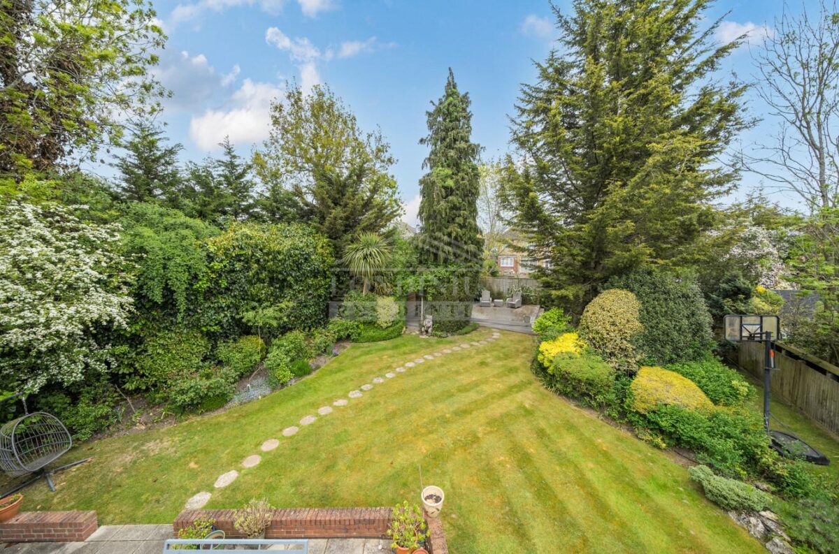 Reenglass Road, Stanmore