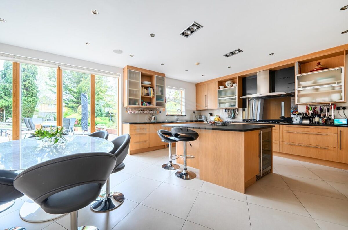 Reenglass Road, Stanmore