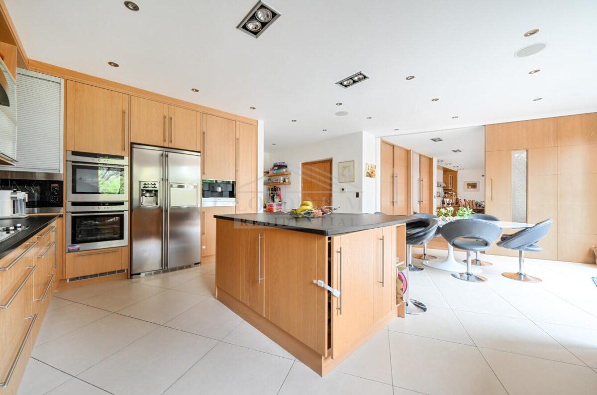 Reenglass Road, Stanmore