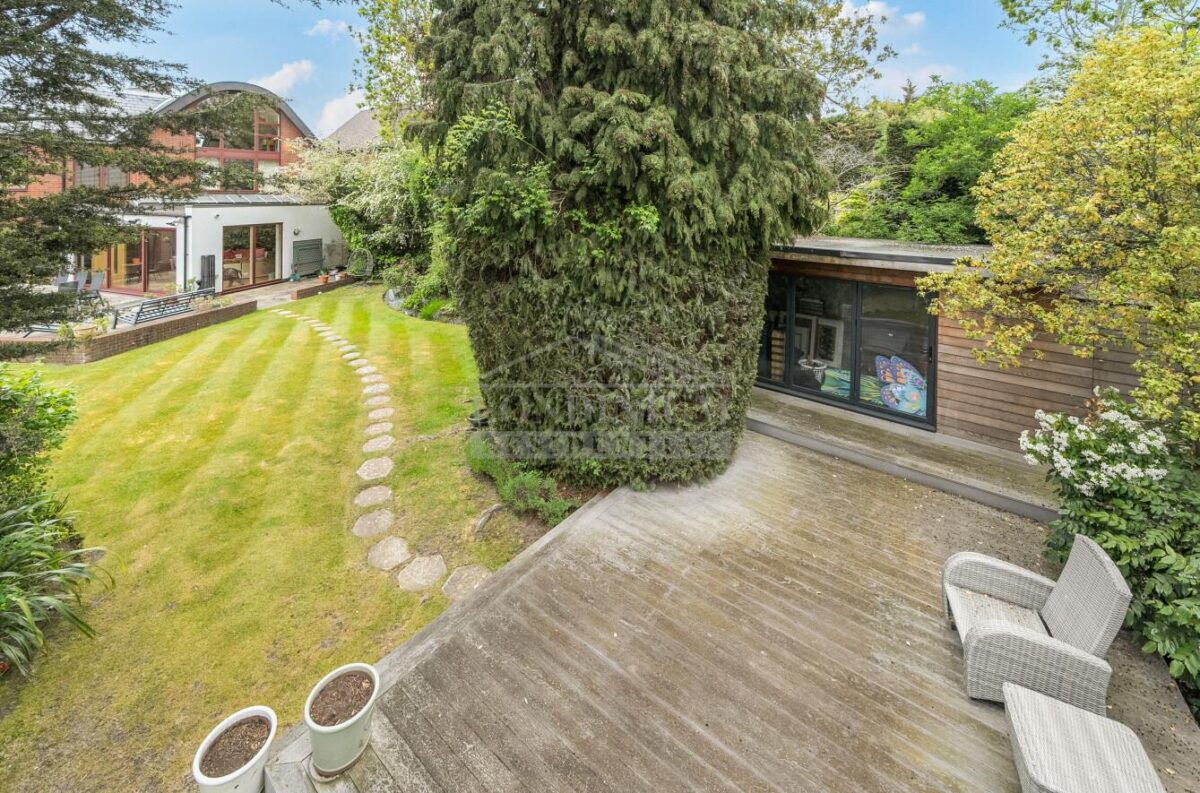 Reenglass Road, Stanmore