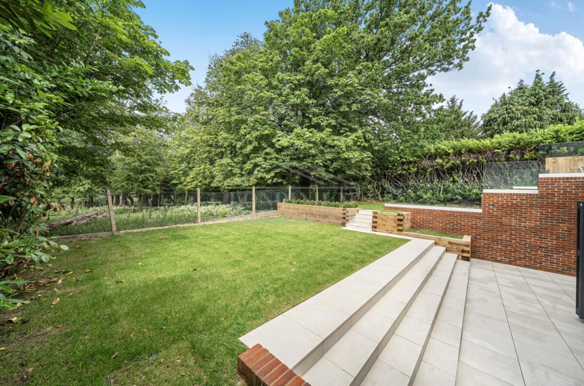 Fallowfield, Stanmore