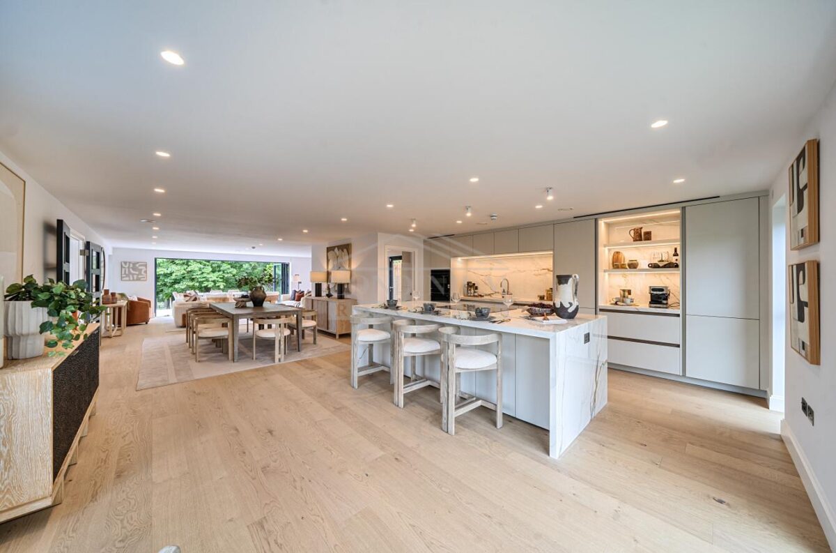 Fallowfield, Stanmore