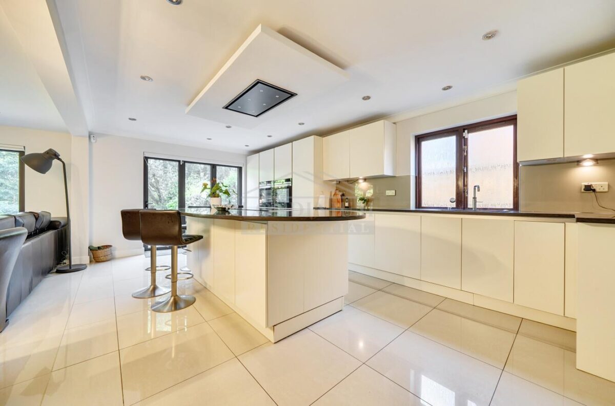 Fallowfield, Stanmore