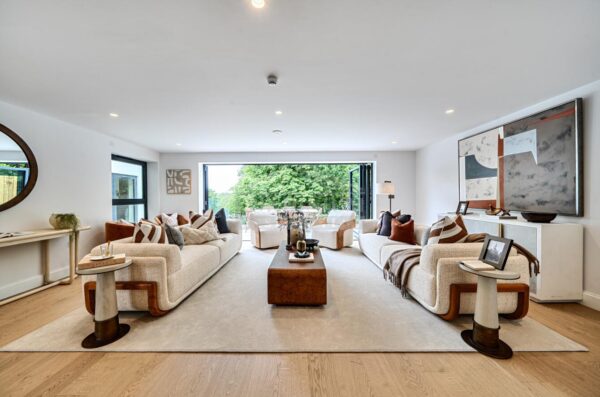 Fallowfield, Stanmore