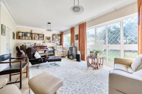 Dorset Drive, Edgware