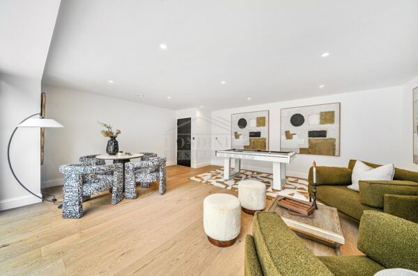 Fallowfield, Stanmore
