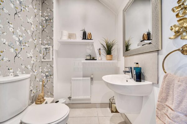 Fry Lane, Edgware