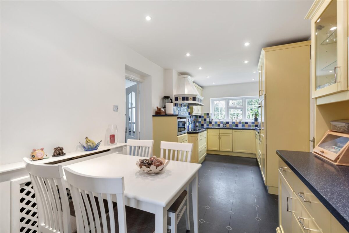 Ash Close, Stanmore