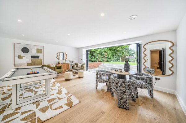 Fallowfield, Stanmore