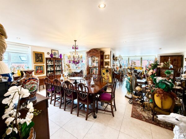 Marlborough Drive, Bushey