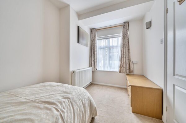 Hartland Drive, Edgware