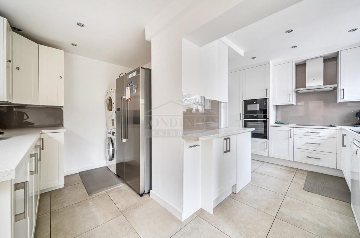 Hartland Drive, Edgware