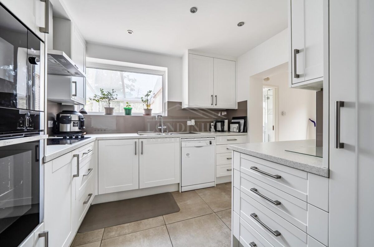 Hartland Drive, Edgware