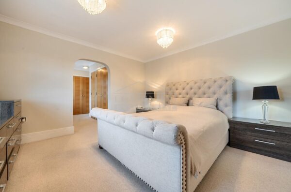 Augustus Close, Stanmore